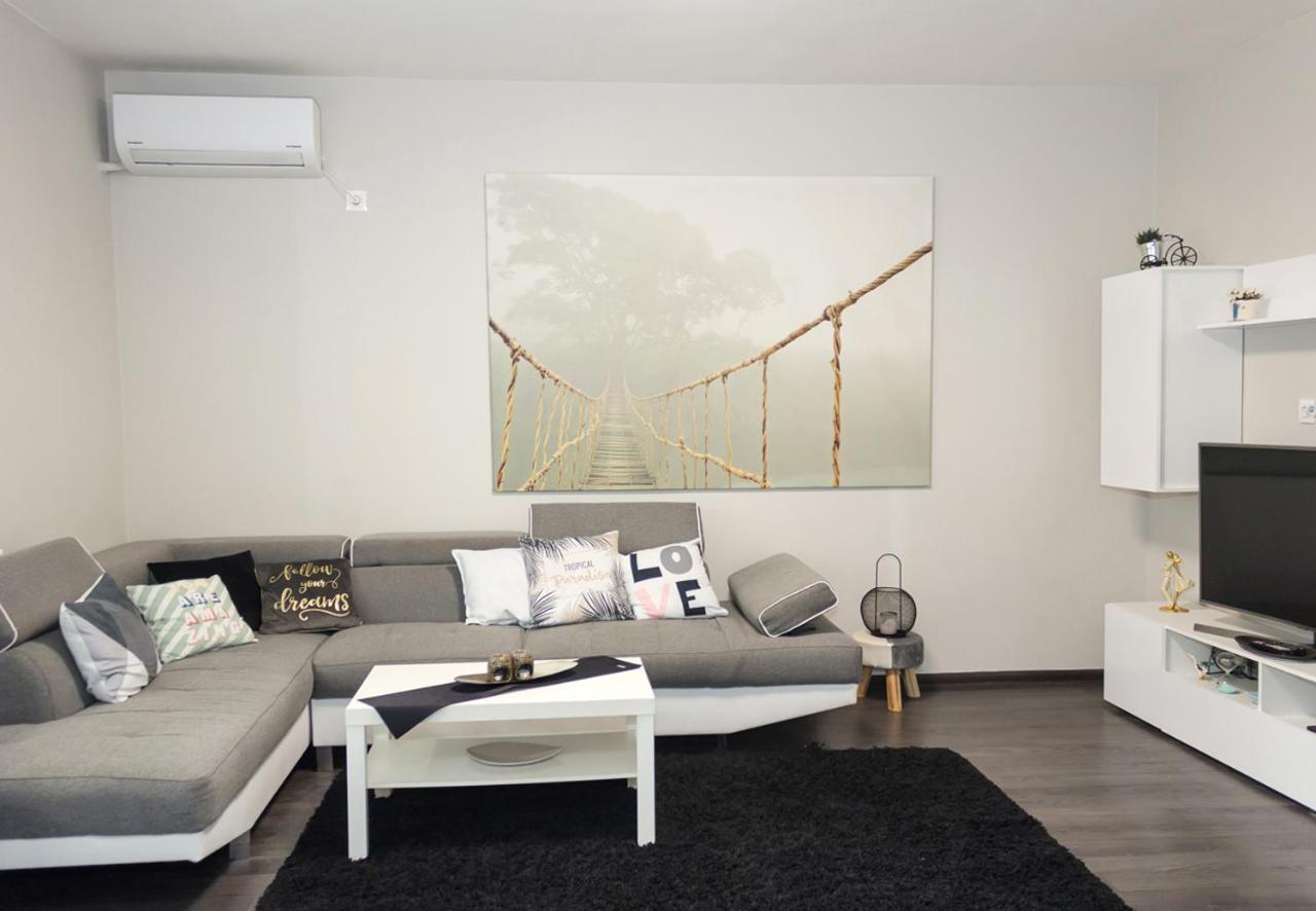Cosy And Modern 1Bd Flat Near The City Centre By Flat Mаnager 瓦爾納 外观 照片